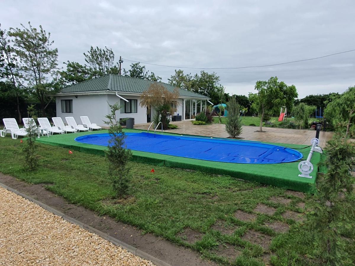 Casa Elis Piscina, Jacuzzy , Sauna, Ciubar Merei Zewnętrze zdjęcie