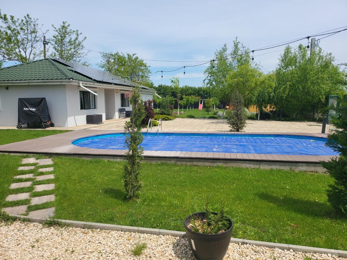Casa Elis Piscina, Jacuzzy , Sauna, Ciubar Merei Zewnętrze zdjęcie